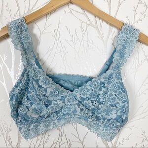 AERIE Blue Lace Floral Wireless Lightly Lined Bralette NWOT size Small